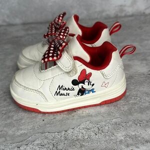 Disney Minnie Mouse white and red sneakers‎ Size 5C  #DisneyInspired